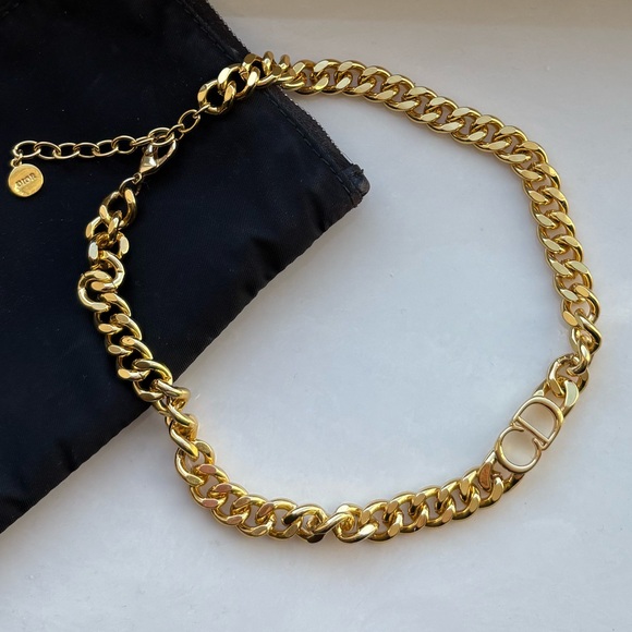 Dior CD Danseuse Etoile Gold Tone Choker Necklace, CD Dior logo necklace choker - Picture 1 of 8